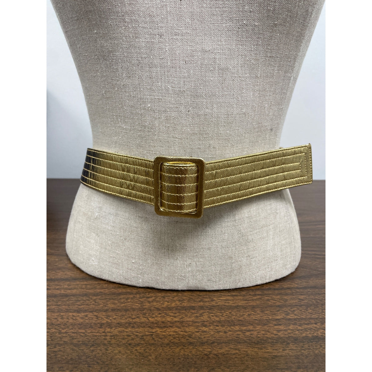 Gold Metallic Elastic Belt With Buckle Closure Sz 21
