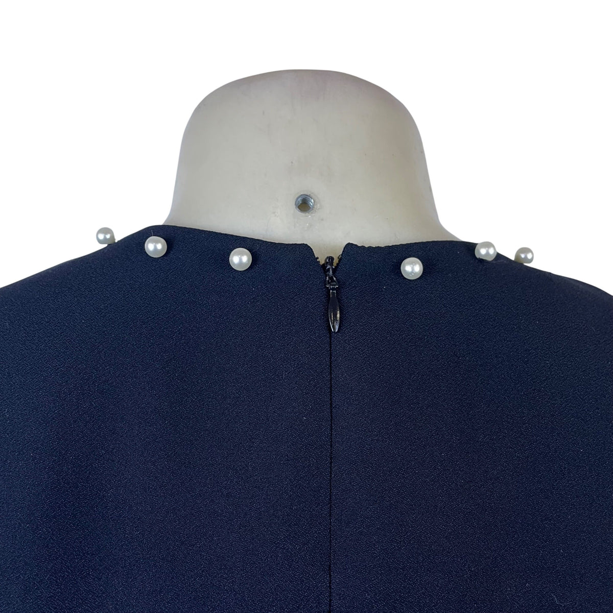 Liz Claiborne Women’s Black Pearl-Trim Short Sleeve Dress Size 6