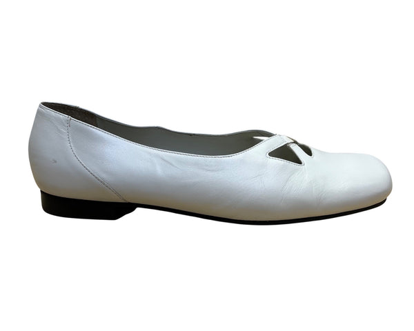Trotters Women’s White Leather Maggie Design Slip-On Flats Size 12W