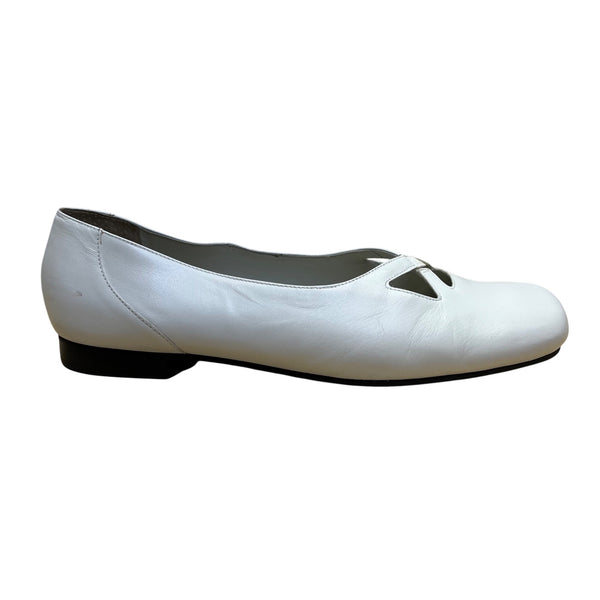 Trotters Women’s White Leather Maggie Design Slip-On Flats Size 12W