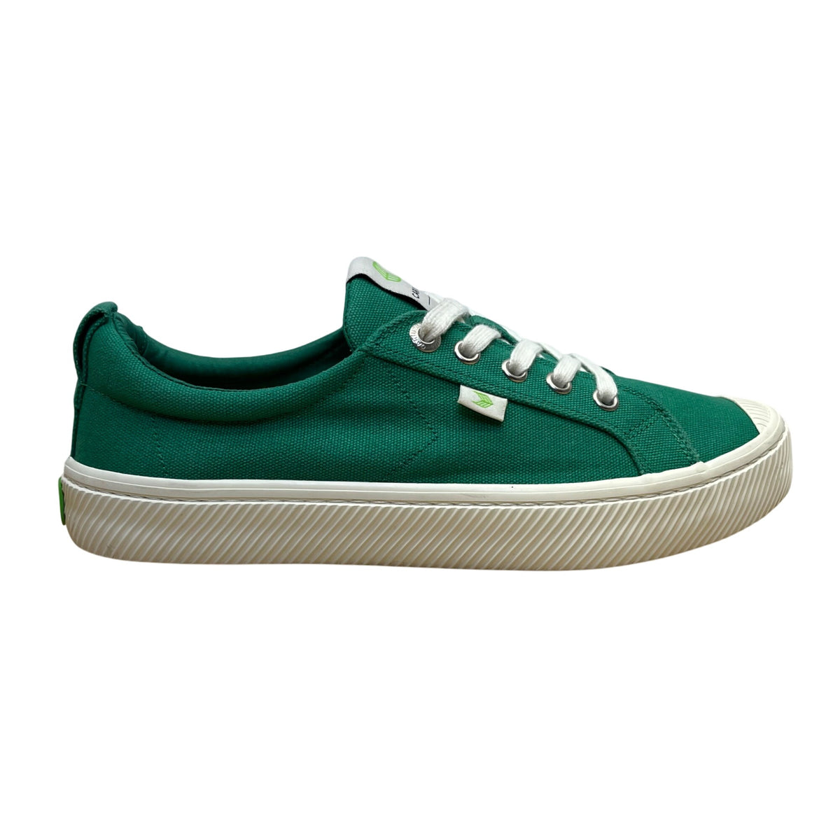 Cariuma Unisex Green Canvas Sneakers Ethically Made Lace-Up Shoes Size 8.5W/7M