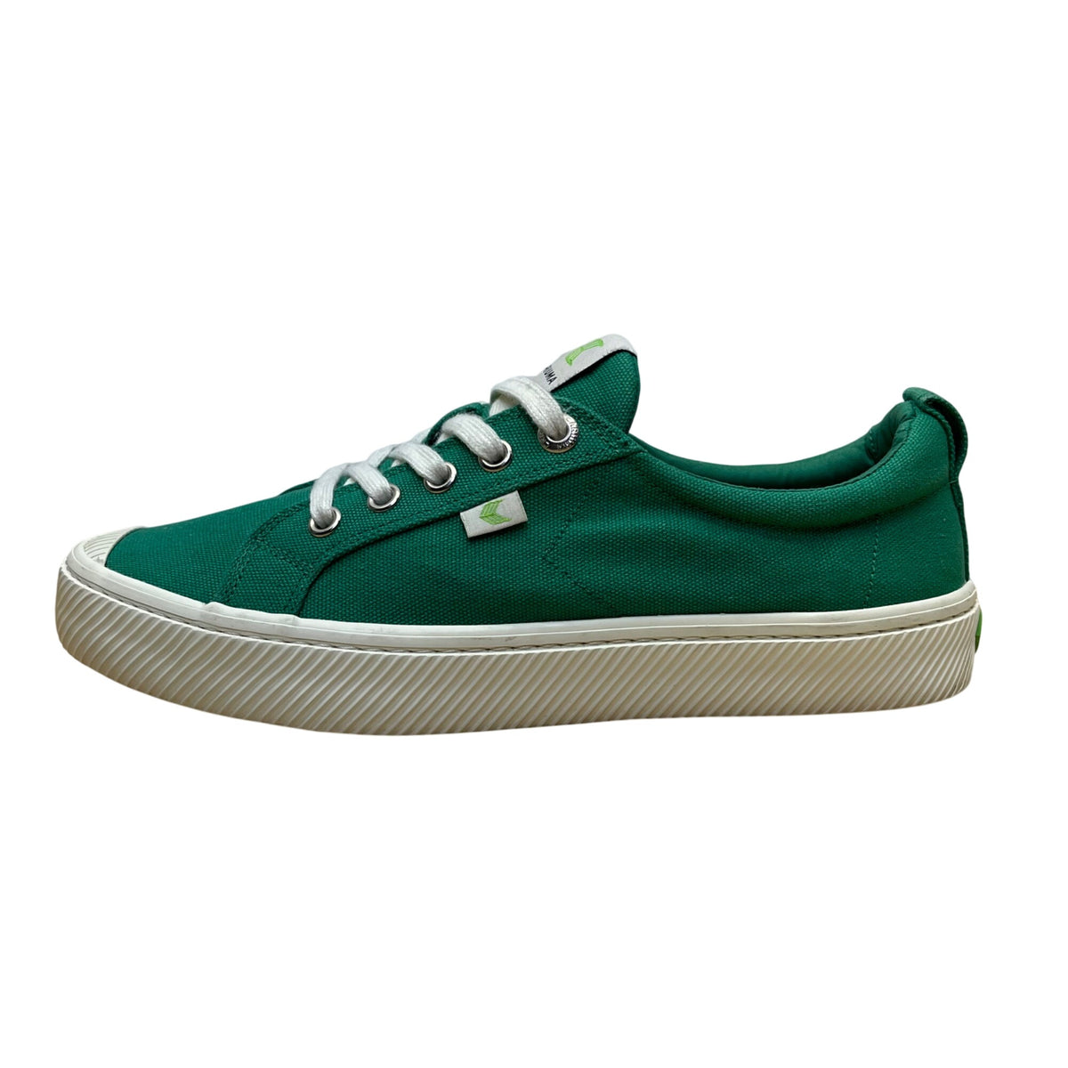 Cariuma Unisex Green Canvas Sneakers Ethically Made Lace-Up Shoes Size 8.5W/7M