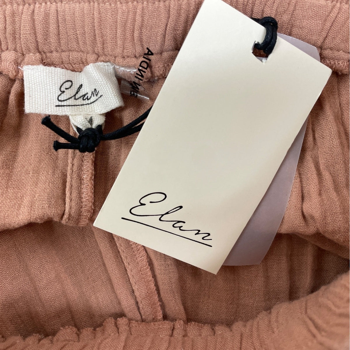 Elan Women’s Peach Shorts With Drawstring Tie & Pockets Size M - New