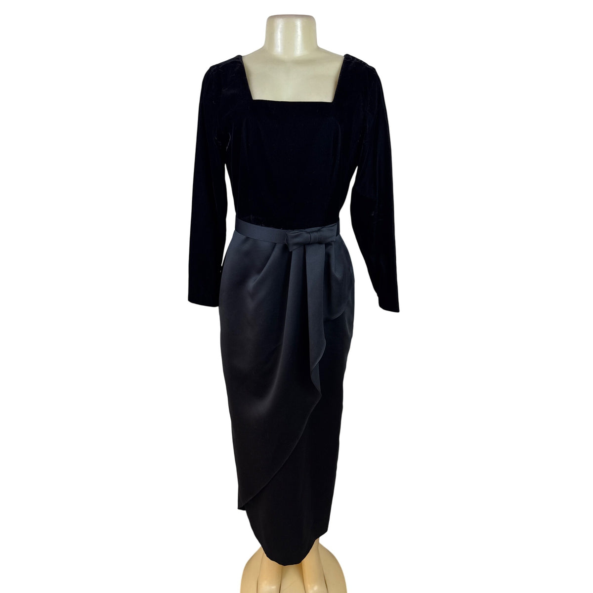 JS Collections Women’s Black Velvet Formal Midi Dress With Bow Detail Sz 10