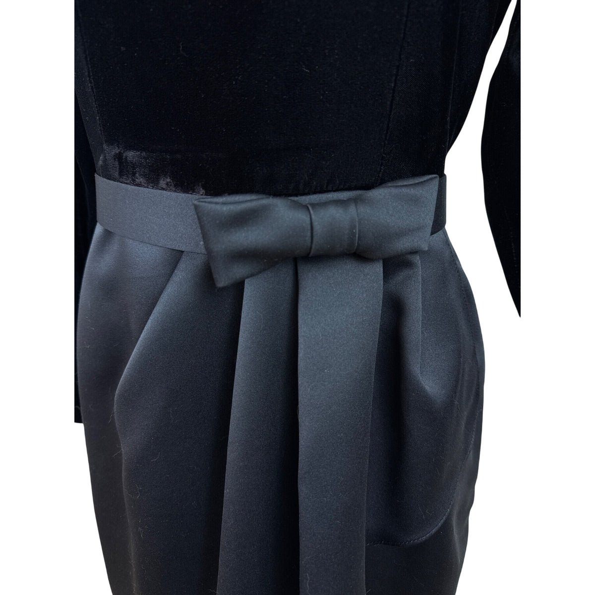 JS Collections Women’s Black Velvet Formal Midi Dress With Bow Detail Sz 10