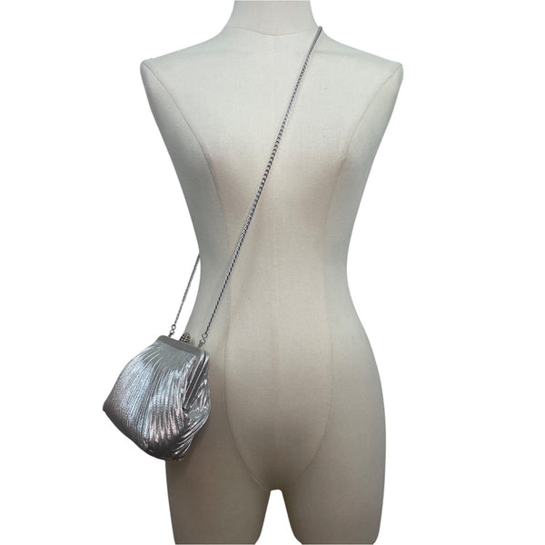 Vintage Women’s Silver Pleated Metal Frame With Chain Strap Crossbody Bag Sz S