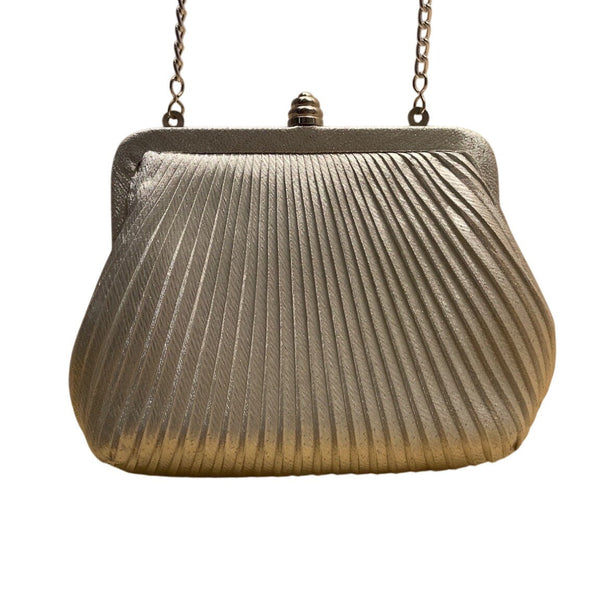 Vintage Women’s Silver Pleated Metal Frame With Chain Strap Crossbody Bag Sz S