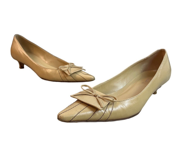 Classiques Entier Women's Beige Leather Kitten Heels Sz 8.5 - EUC