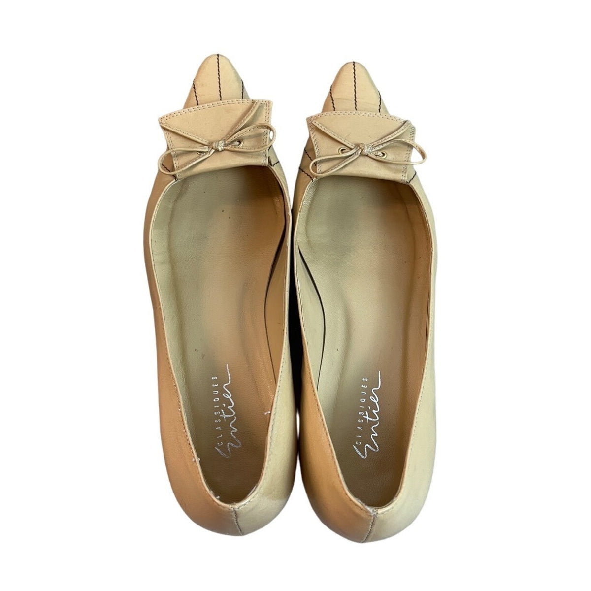 Classiques Entier Women's Beige Leather Kitten Heels Sz 8.5 - EUC
