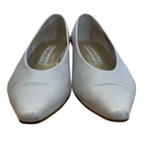 Via Spiga Off White Calf Leather Pina Pointed Toe Low Kitten Heel Pumps Sz 8.5M