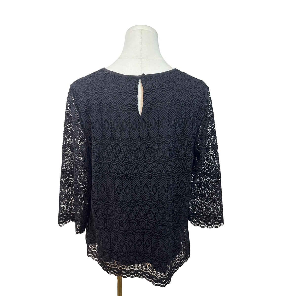 Talbots Petite Black Lace 3/4 Sleeve Top Lined Keyhole Back Womens Size LP
