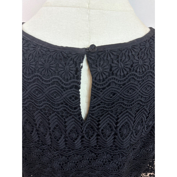 Talbots Petite Black Lace 3/4 Sleeve Top Lined Keyhole Back Womens Size LP
