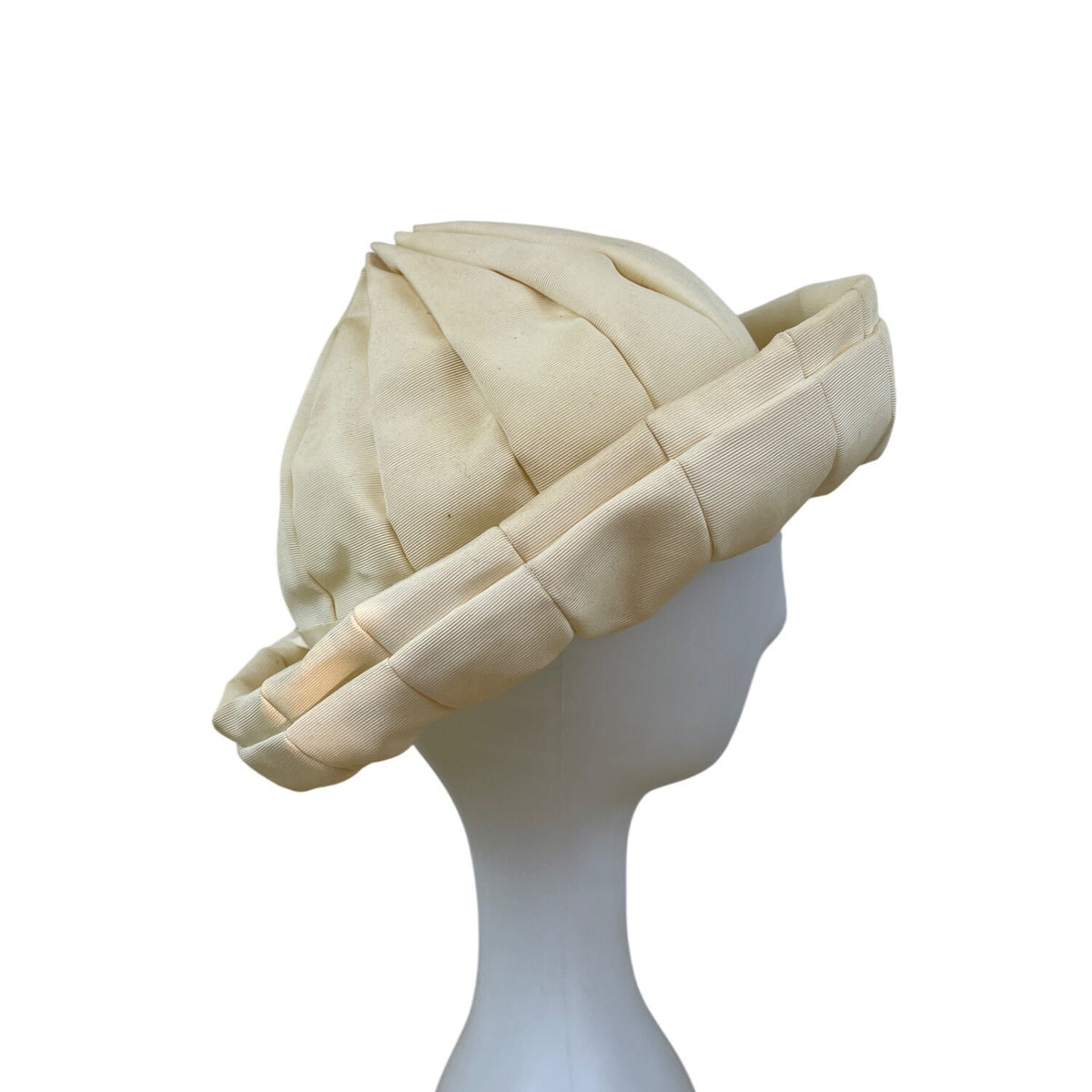 Vintage Woodleigh Woodward and Lothrop Ivory Pleated Hat With Wide Rolled Brim