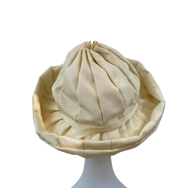 Vintage Woodleigh Woodward and Lothrop Ivory Pleated Hat With Wide Rolled Brim