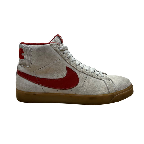 Nike SB Men’s Grey & Red Suede Blazer Mid ”For The City“ Sneakers Size 11.5