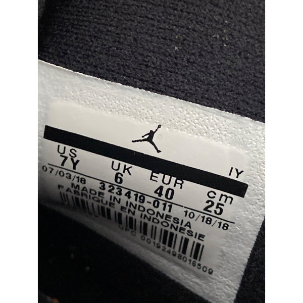 Air Jordan Kids Black Basketball Shoes Style 323419-011 Size 7Y