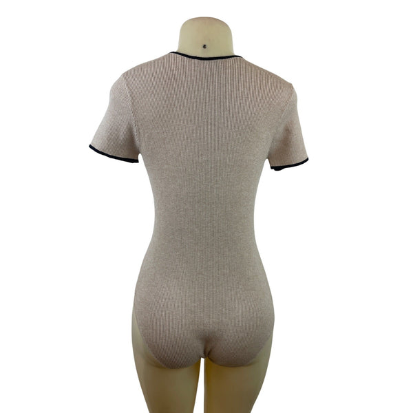 Gilli Women Ribbed Beige Bodysuit With Black Trim Short Sleeve Snap Closure Sz S