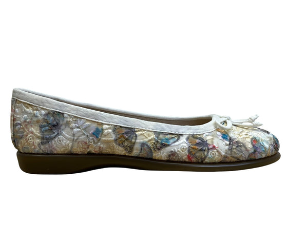 Aerosoles Women’s White Fabric 440 Memory Foam Fashionista Flats 6M - New