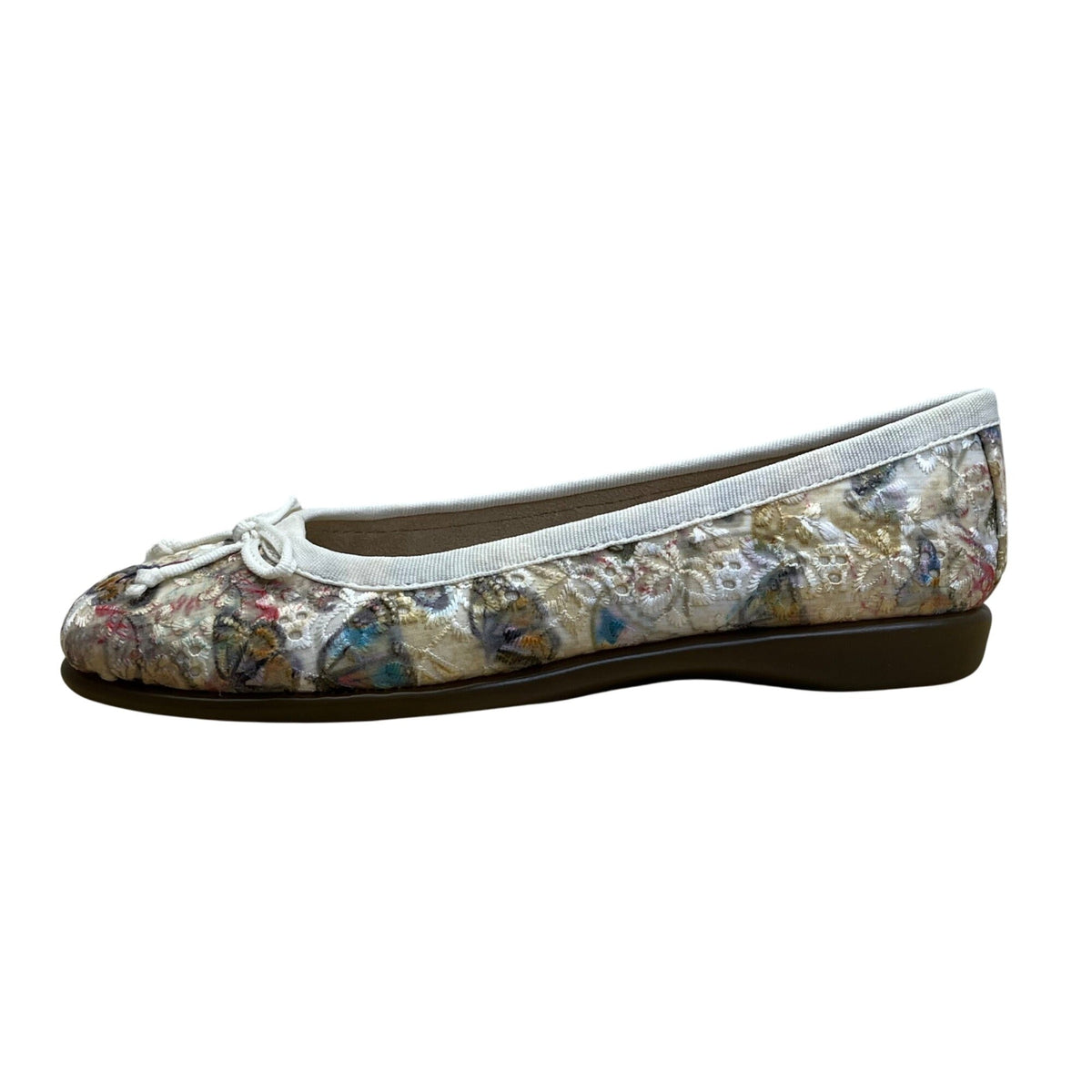 Aerosoles Women’s White Fabric 440 Memory Foam Fashionista Flats 6M - New