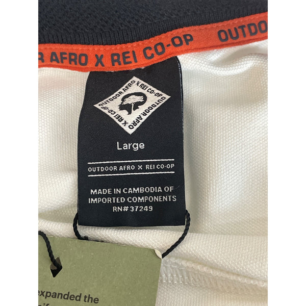 Outdoor Afro Men's Classic Fit Button Up White Polo Shirt Sz L - NWT