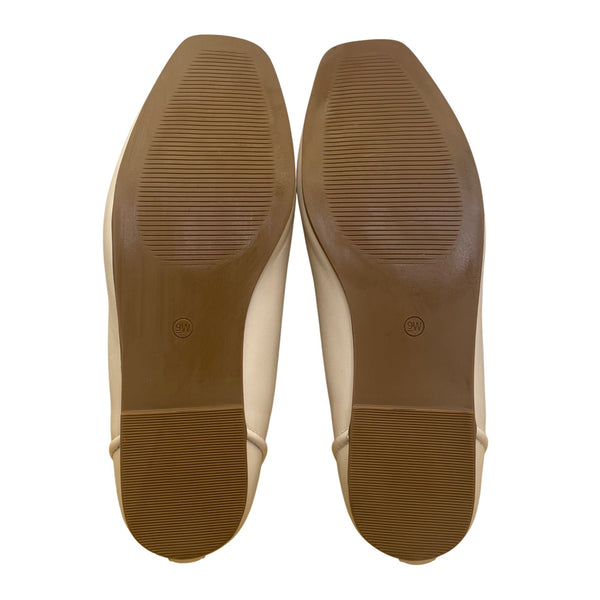 Cushionaire Women’s Cream Gold Snaffle Bit Memory Foam Loafers Size 9W