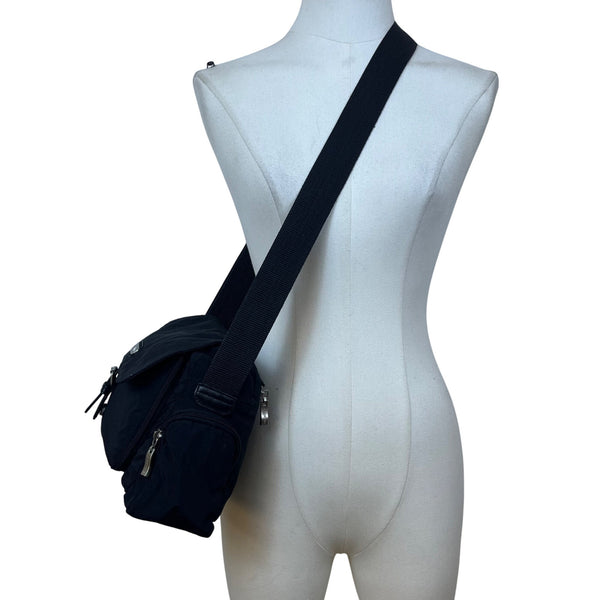 Baggallini Women’s Black Nylon Adjustable Strap Belted Buckle Crossbody Bag