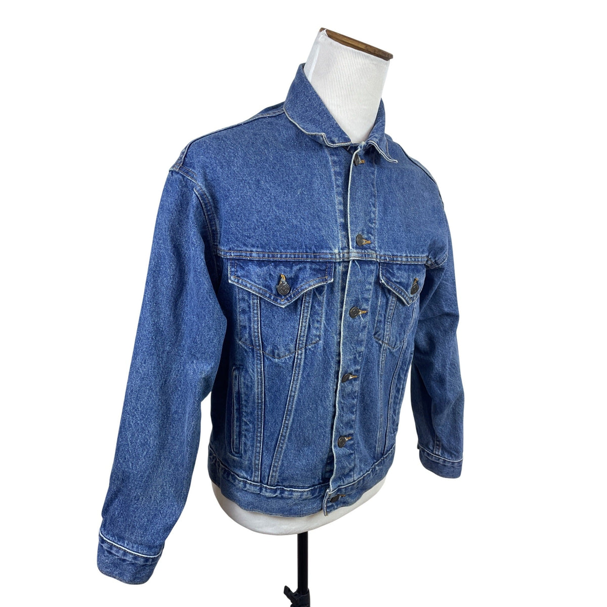International Denim Vintage Mickeys Toontown Disneyland Denim Jacket Unisex M