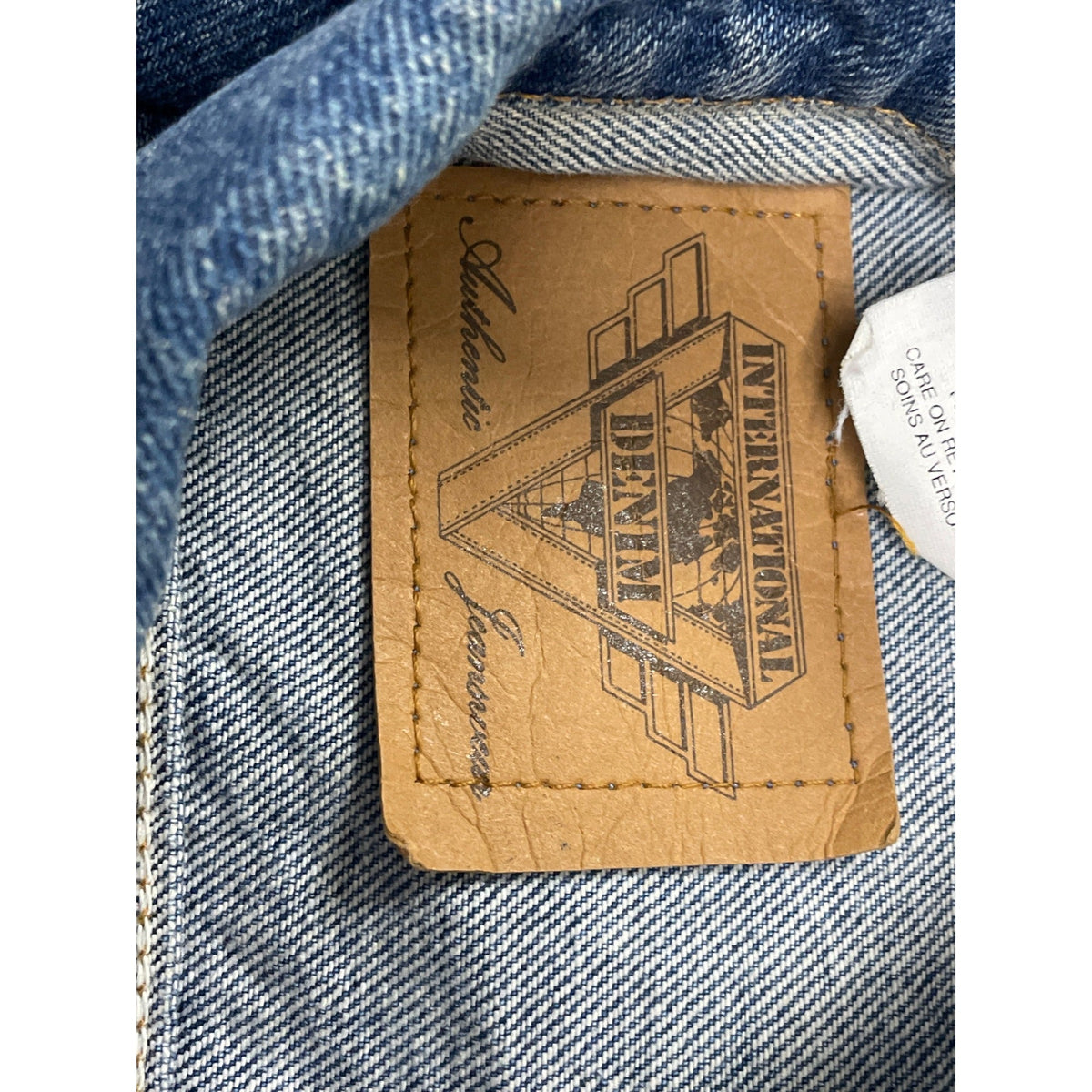 International Denim Vintage Mickeys Toontown Disneyland Denim Jacket Unisex M