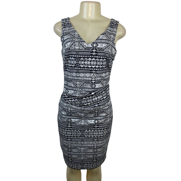 Nicole Miller Artelier Black & White Tribal Print Sleeveless Sheath Dress Sz 10