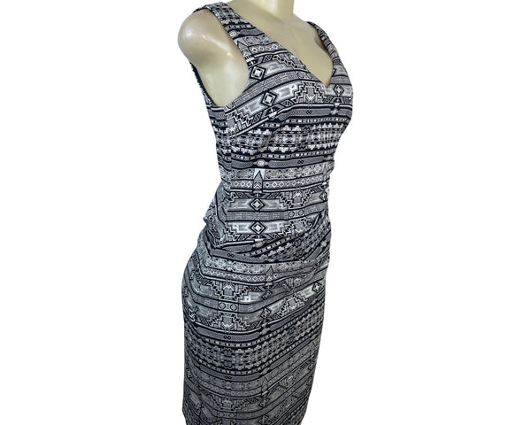 Nicole Miller Artelier Black & White Tribal Print Sleeveless Sheath Dress Sz 10