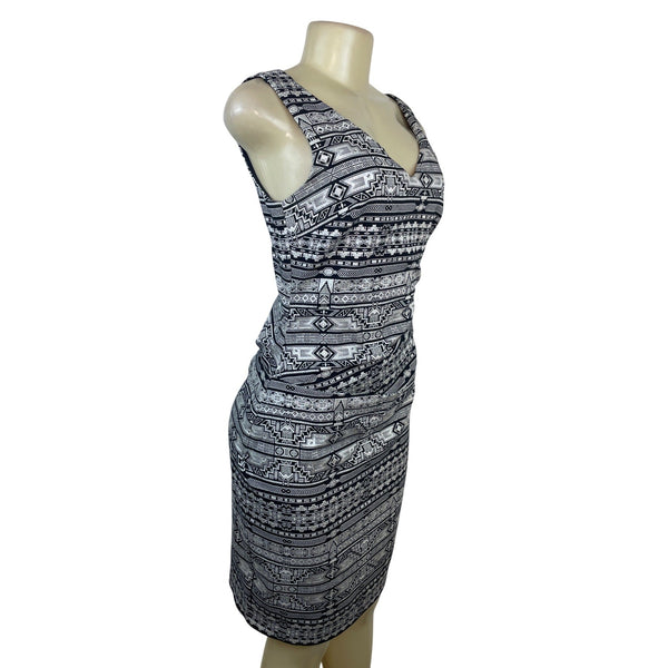 Nicole Miller Artelier Black & White Tribal Print Sleeveless Sheath Dress Sz 10
