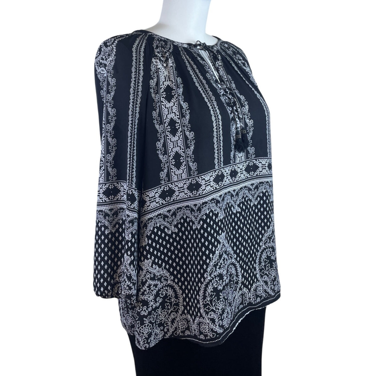 Daniel Rainn Women’s Black & White Embroidered Blouse Long-Sleeve Sz 2X