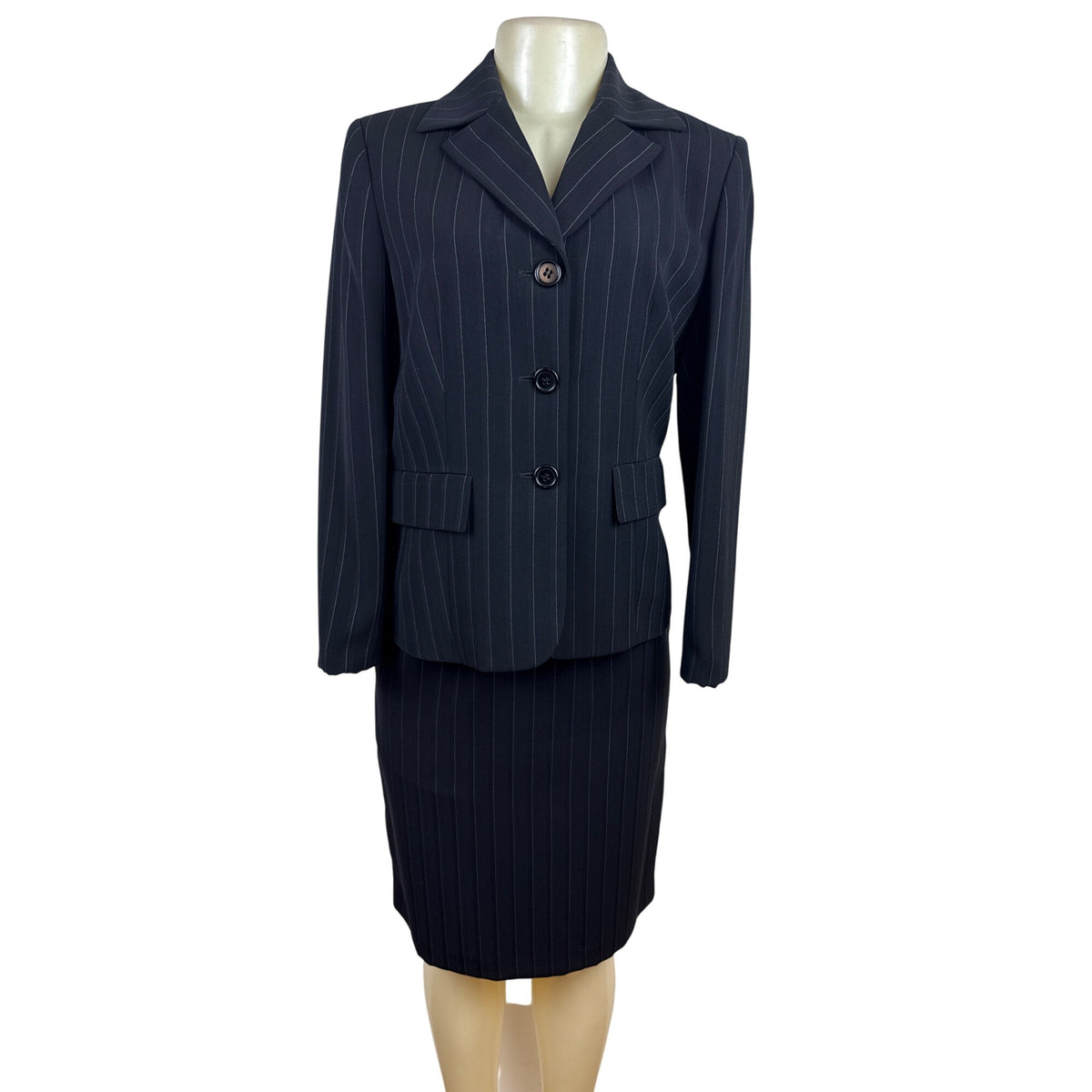 Kasper Classic Womens Pinstripe Black Skirt Suit Set Size 6p
