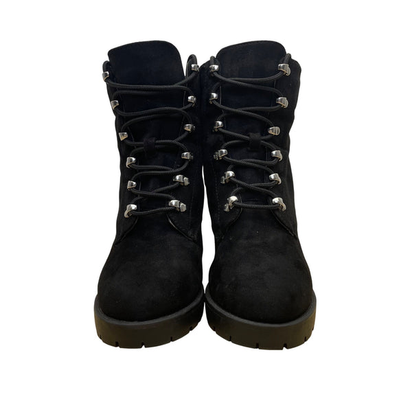 Liliana Womens Black Lace-Up All-Weather Design Chunky Heel Ankle Boots Size 7