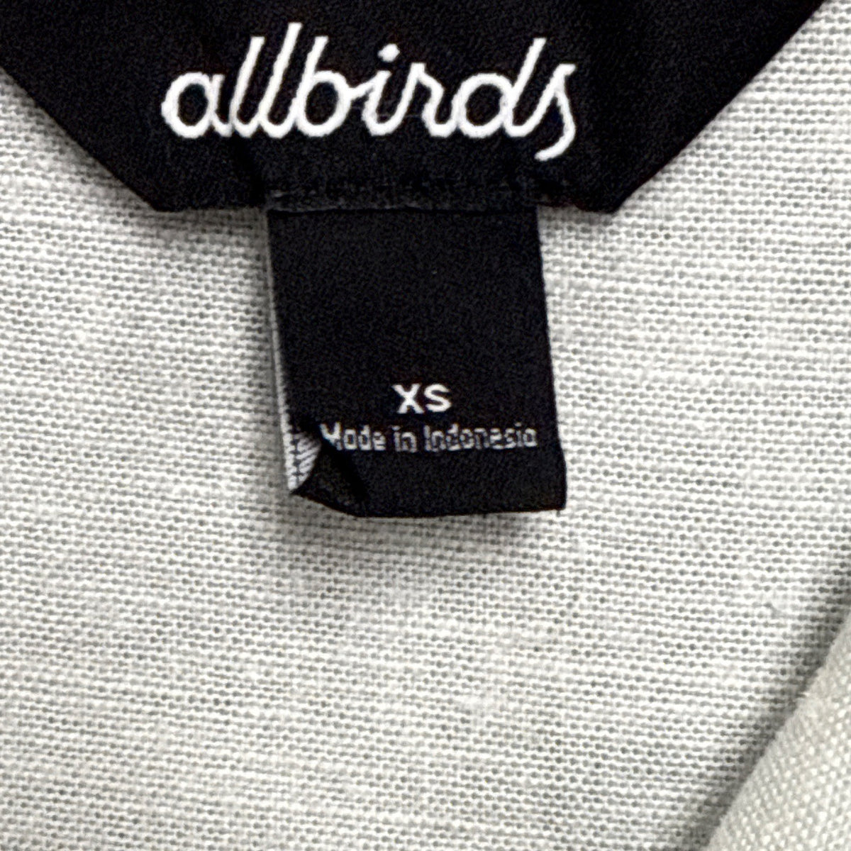 Allbirds Women’s Light Green Short Sleeve Button-Up Shirt Size XS