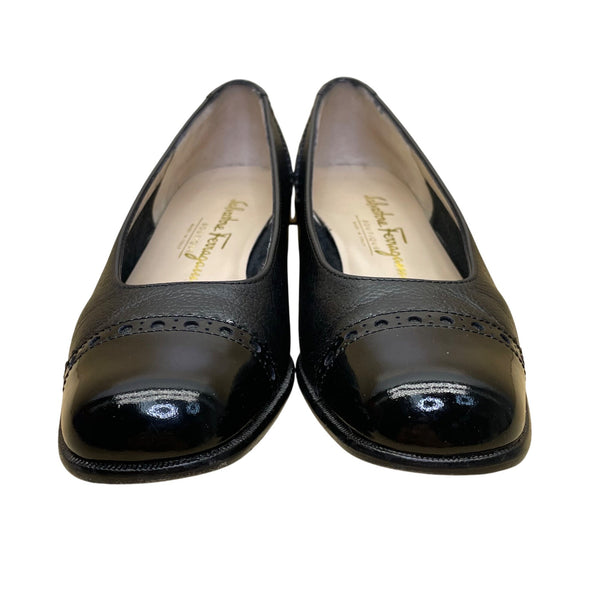 Salvatore Ferragamo Women’s Black Pebble Suede patented Cap Toe Dress Shoes Sz 7