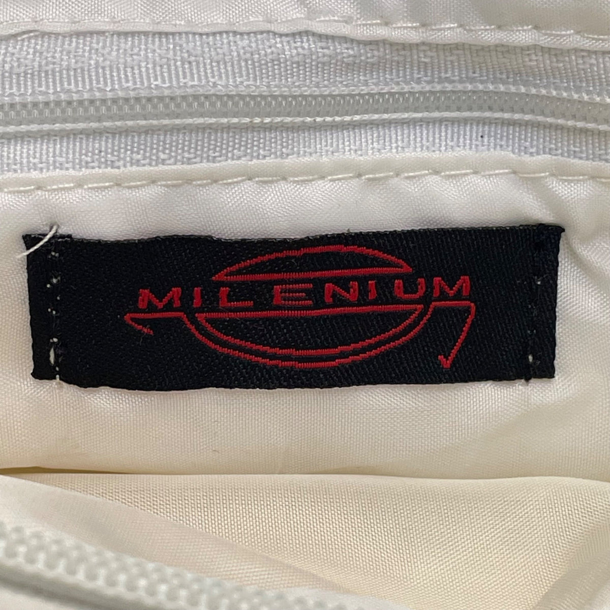 Milenium Women’s White Canvas Sequined Flowers With Bamboo Handles Tote Bag