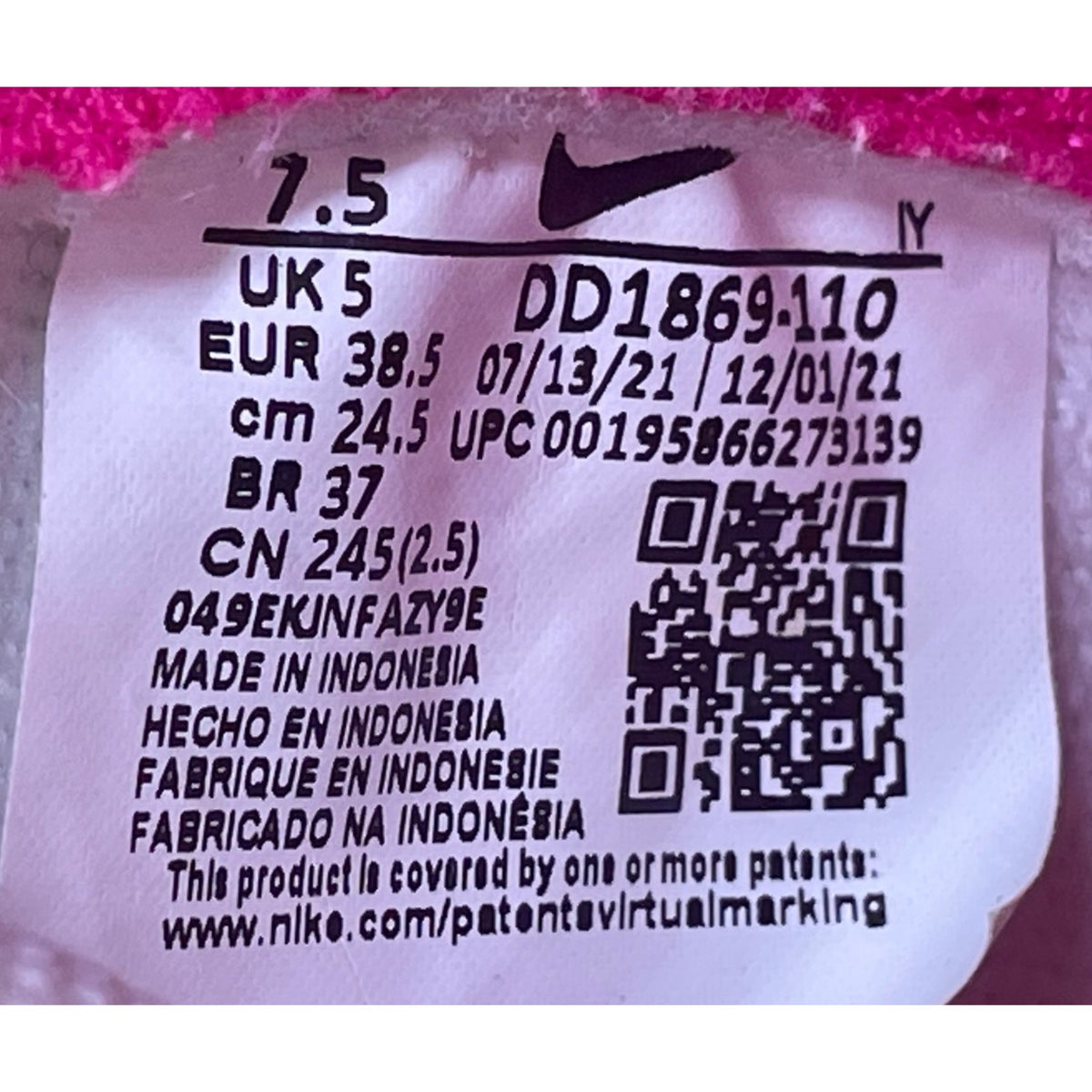 Nike Women’s Pink Prime White Leather Dunk High-Top Sneakers Size 7.5