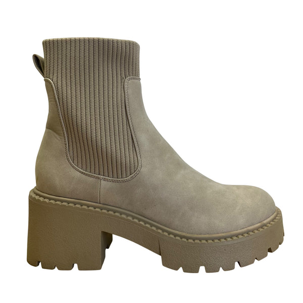 Madden Girl Women’s Taupe & Beige Chunky Heel Platform Thrash Boots Size 8