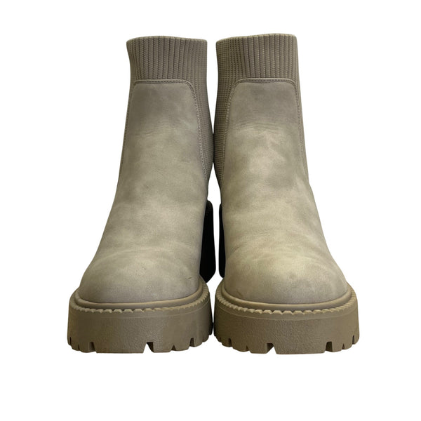 Madden Girl Women’s Taupe & Beige Chunky Heel Platform Thrash Boots Size 8