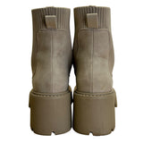 Madden Girl Women’s Taupe & Beige Chunky Heel Platform Thrash Boots Size 8