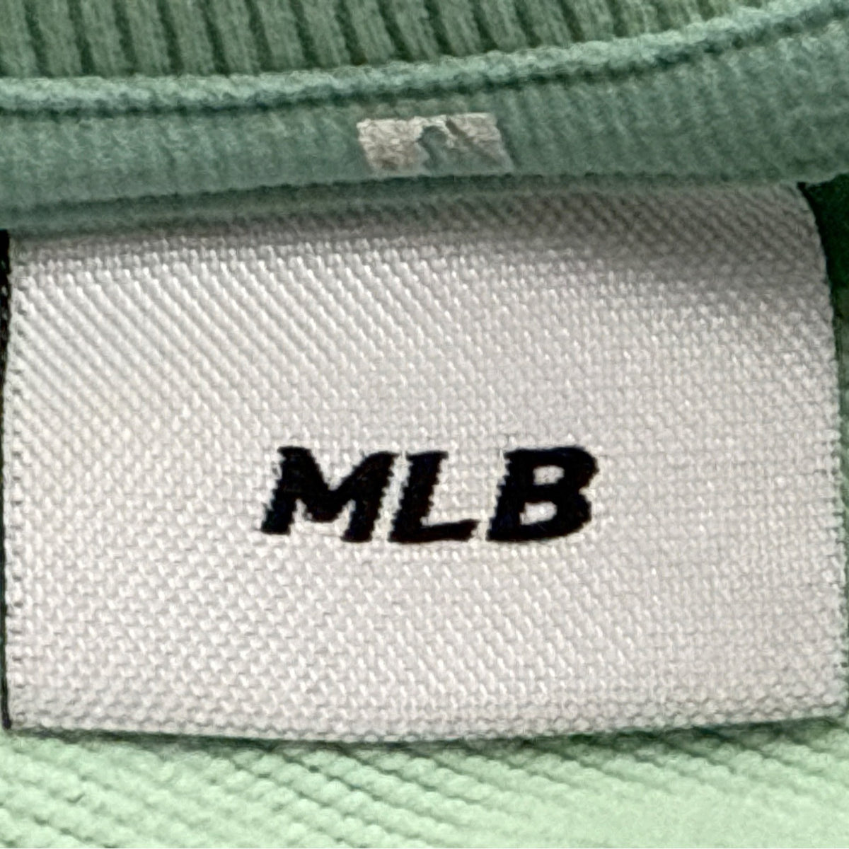 MLB Women's Mint Green Boston Red Sox Crewneck Long Sleeve Sweatshirt Sz S