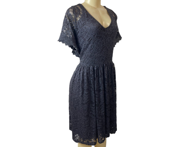 Torrid Gray V-Neck Floral Lace Dress With Short Sleeves & Flare Skirt Sz 3