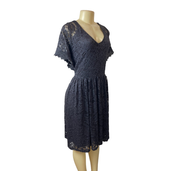 Torrid Gray V-Neck Floral Lace Dress With Short Sleeves & Flare Skirt Sz 3