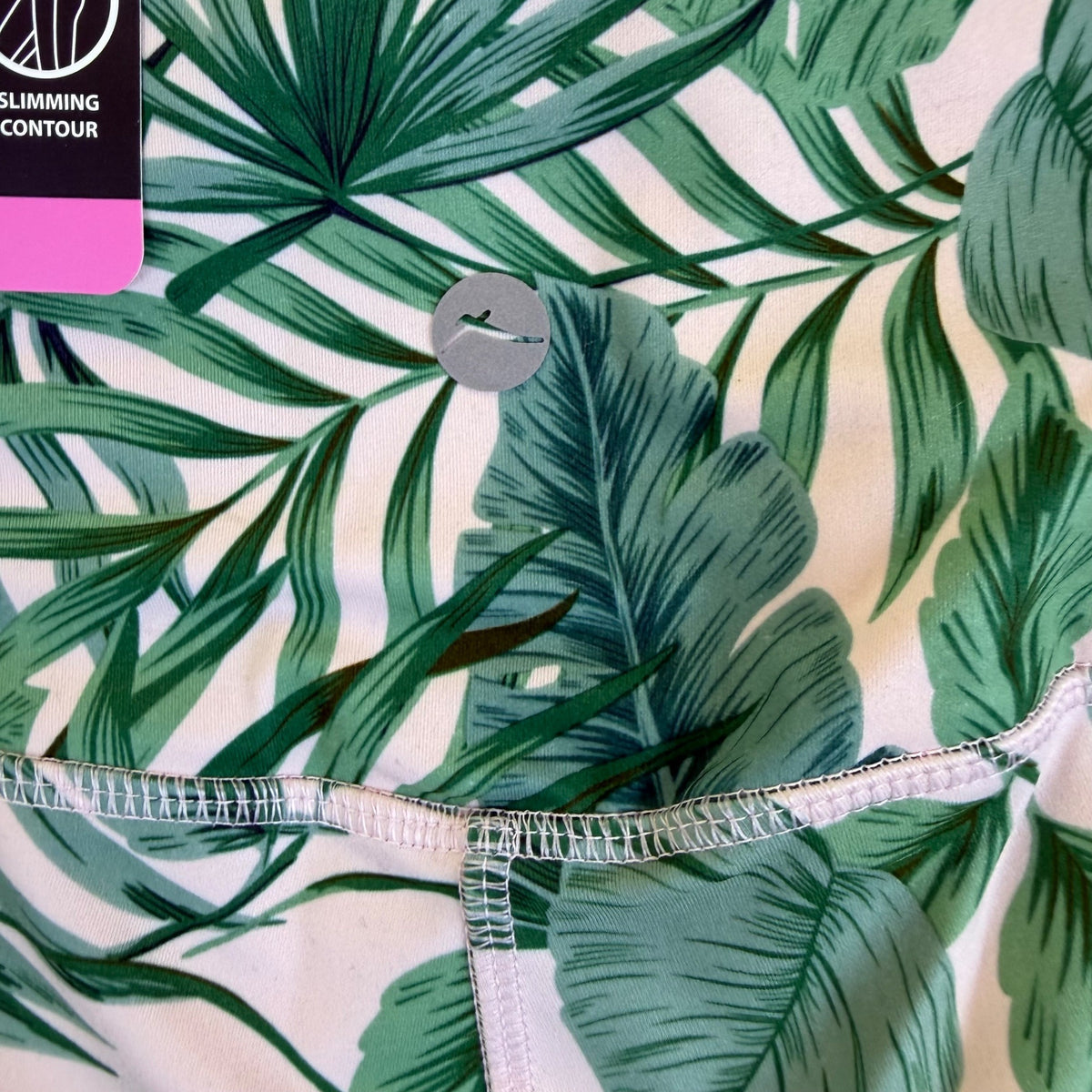 Gottex Women’s Green Leaf Print High-Waist Shorts With Pockets Size S - New