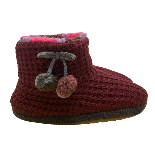 Cuddl Duds Women’s Red Deep Wine Waffle Knit Pom-Pom Slipper Booties Size M 7-8