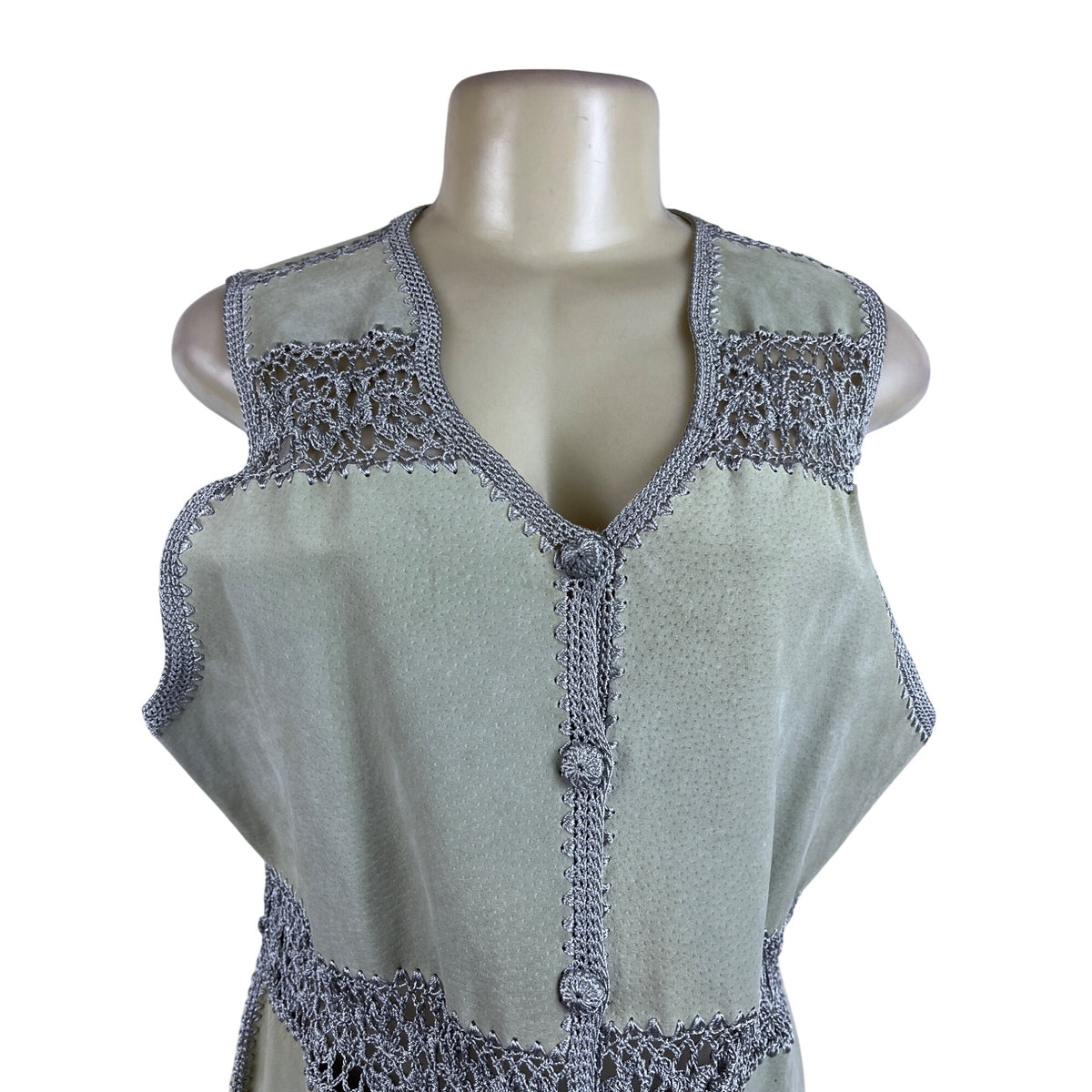 Vintage S.M.H. Womens Green Suede Leather Button Up Vest With Crochet Trim Sz XL