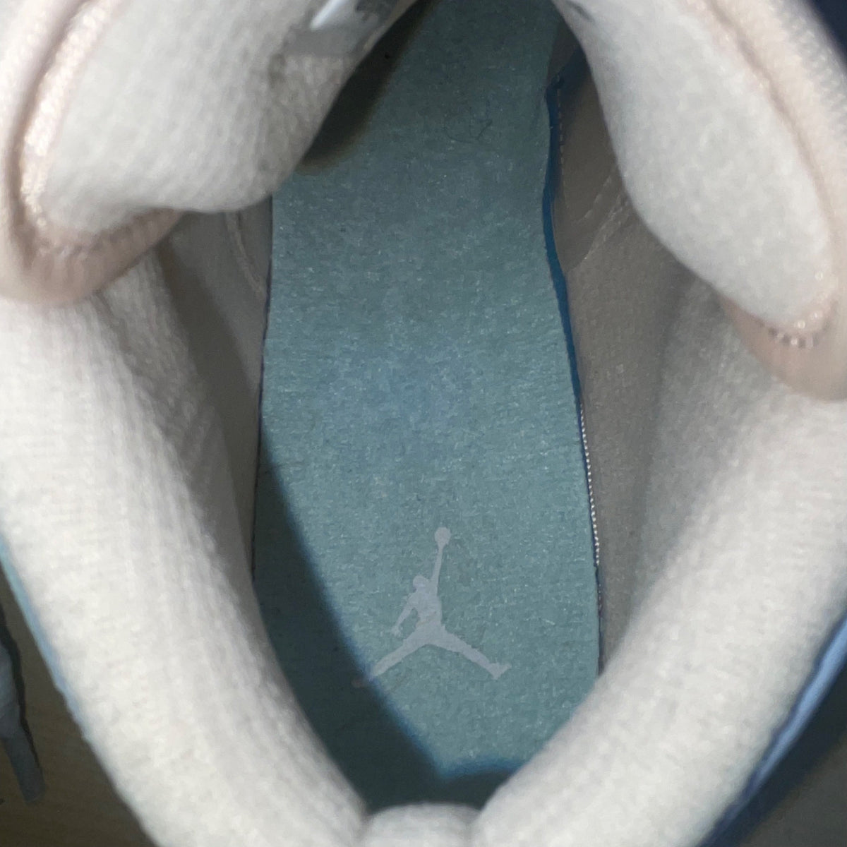 Nike Girls Pink Oxford Daybreak Pastel Air Jordan 1 Mid SE Sneakers Size 6.5Y