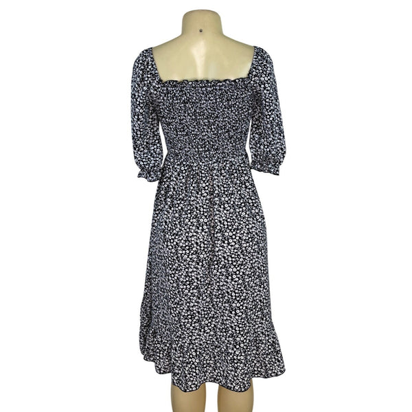 Yoviteme Black & White Floral Smocked Midi Dress With Puff Sleeves Size S