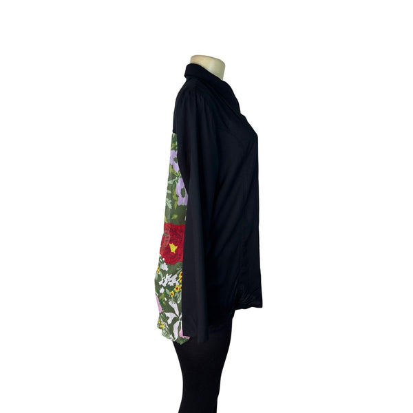 Kaktus Women's Black Button-Up Shirt With Floral Print Back Size M - New